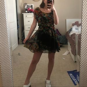 🌻 Lush Floral Dress